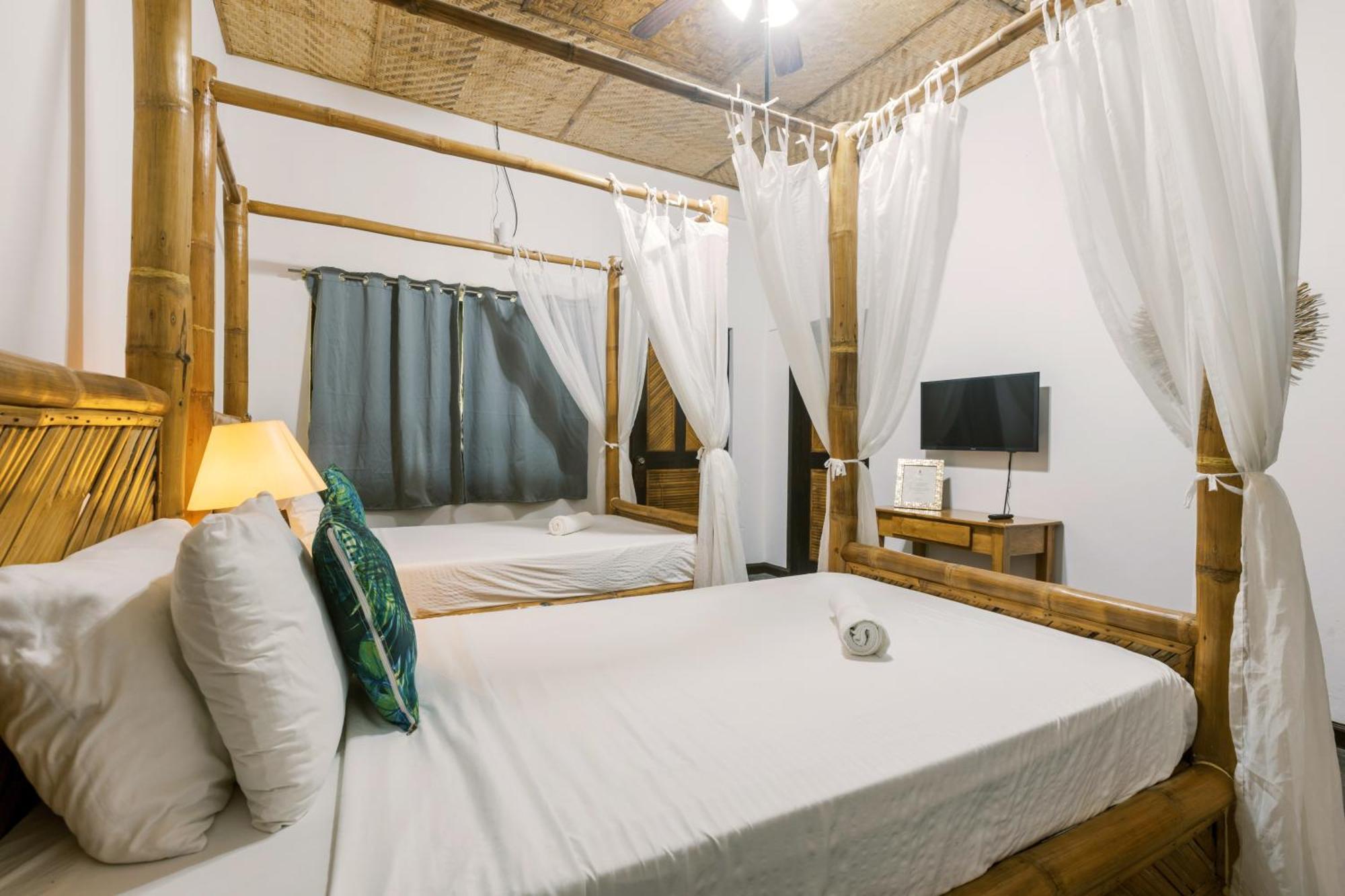 Nabulao Beach Resort Hinoba-an Buitenkant foto