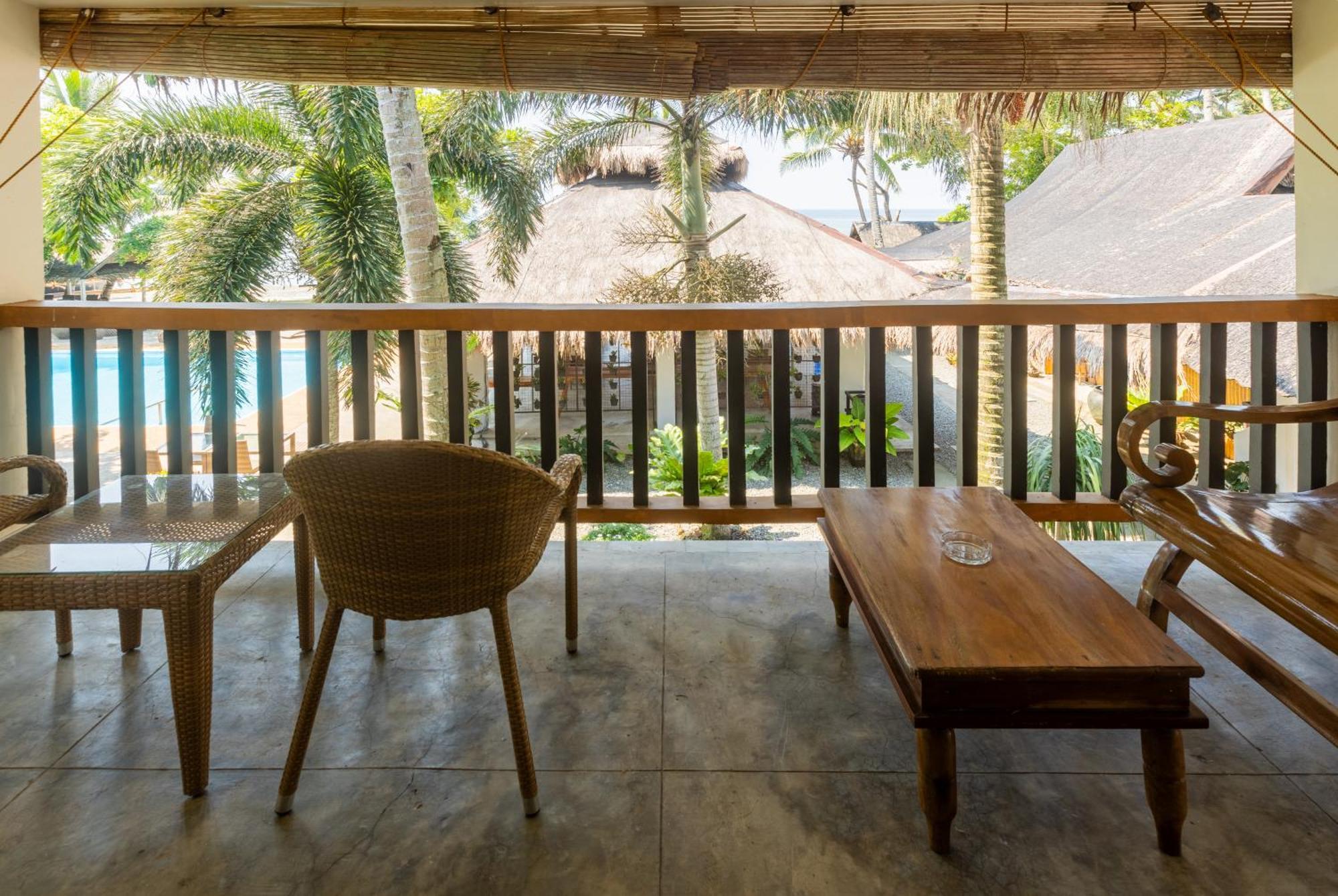 Nabulao Beach Resort Hinoba-an Buitenkant foto