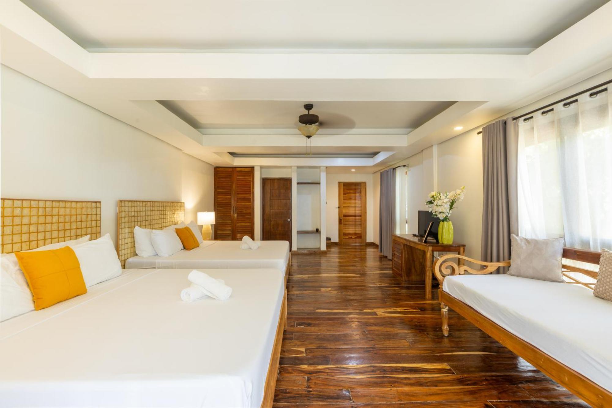 Nabulao Beach Resort Hinoba-an Buitenkant foto