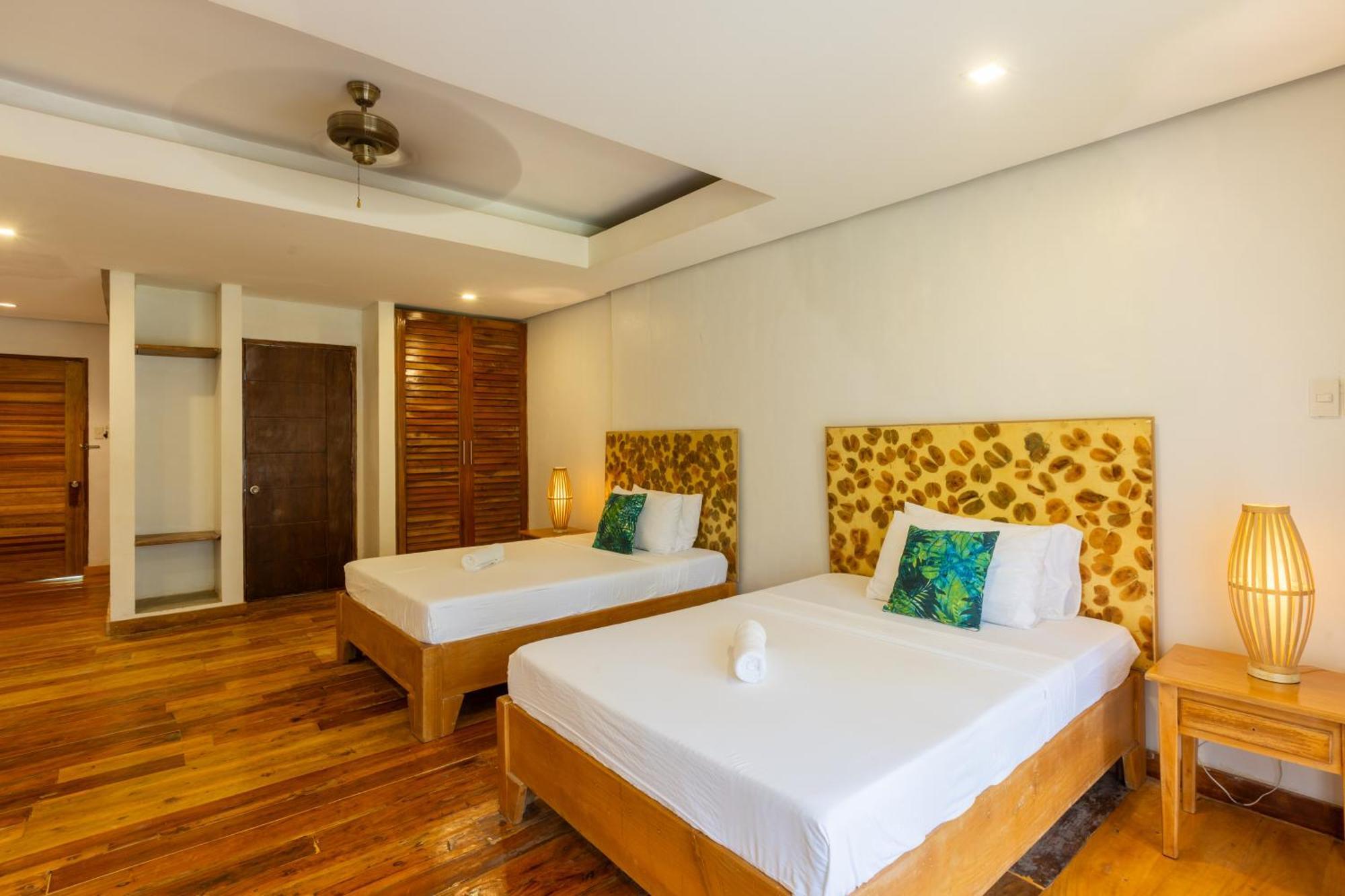 Nabulao Beach Resort Hinoba-an Buitenkant foto