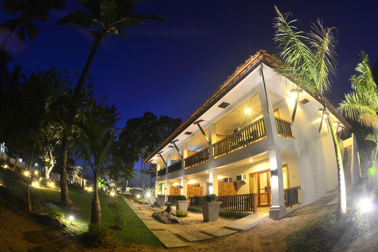Nabulao Beach Resort Hinoba-an Buitenkant foto