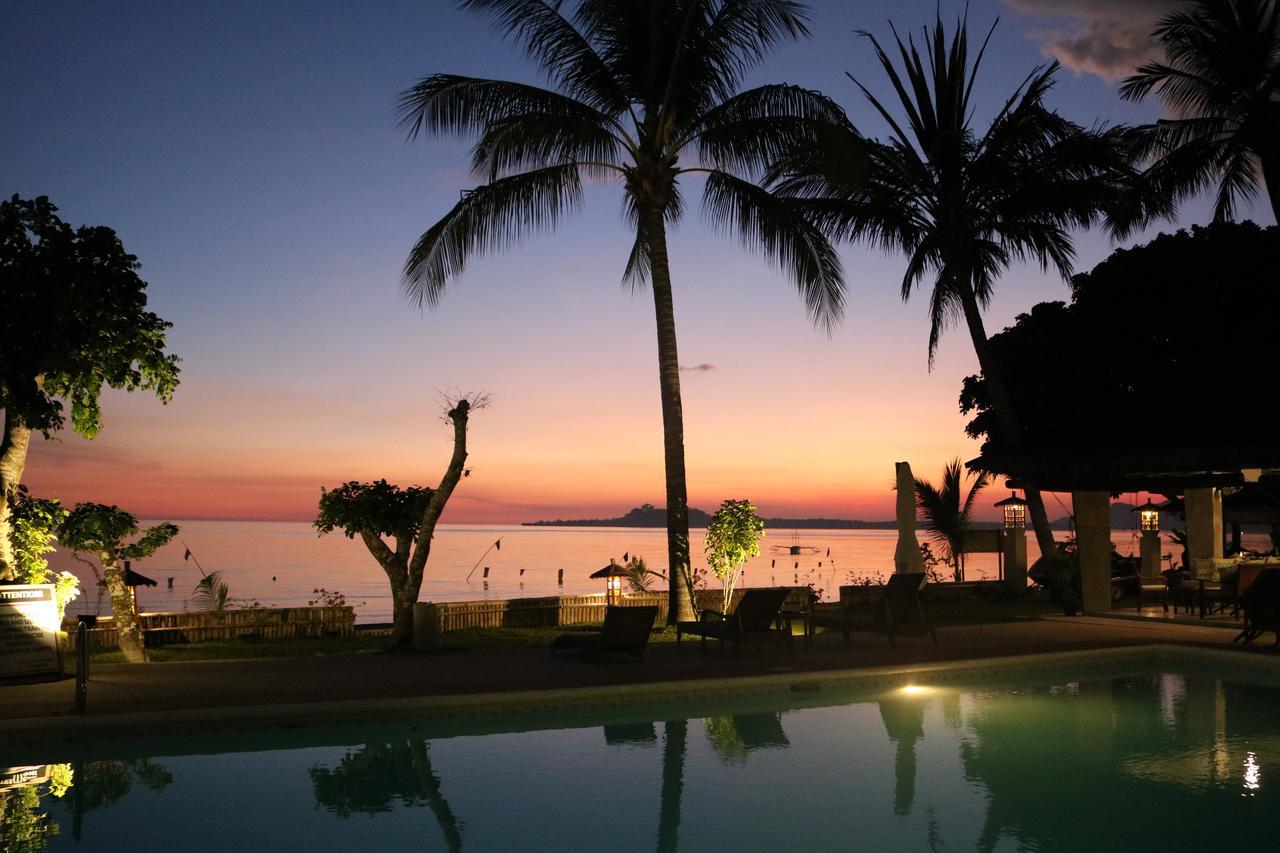 Nabulao Beach Resort Hinoba-an Buitenkant foto