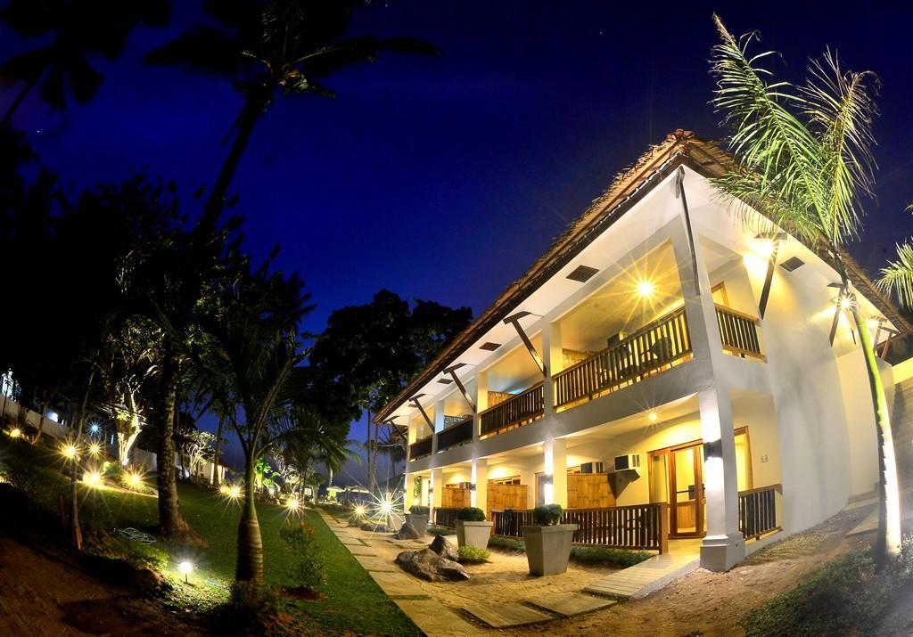 Nabulao Beach Resort Hinoba-an Buitenkant foto