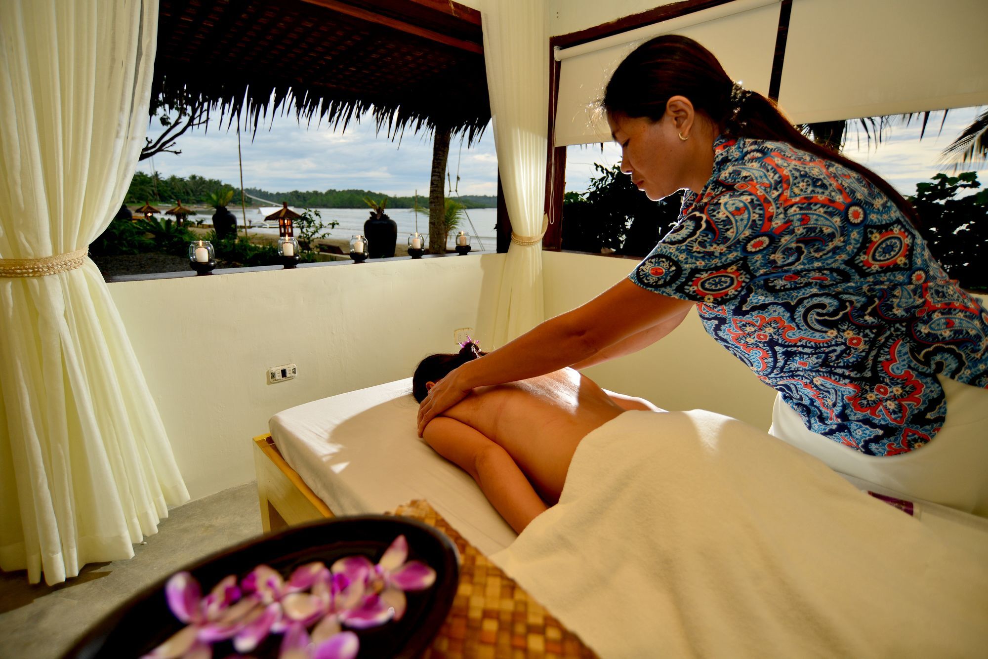 Nabulao Beach Resort Hinoba-an Buitenkant foto