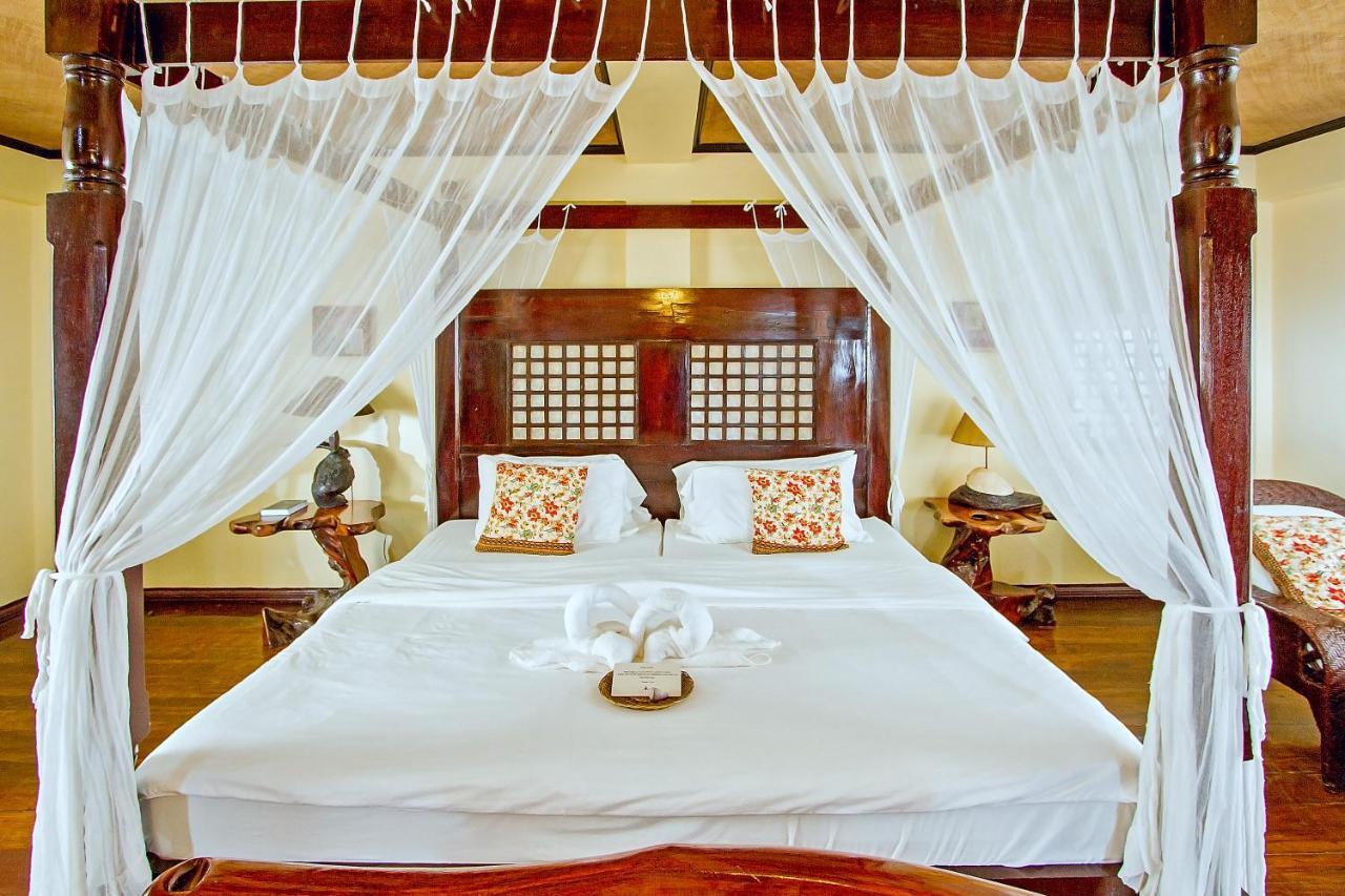 Nabulao Beach Resort Hinoba-an Buitenkant foto